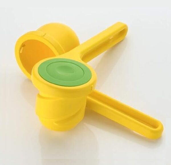 Screwup Lemon Squeezer